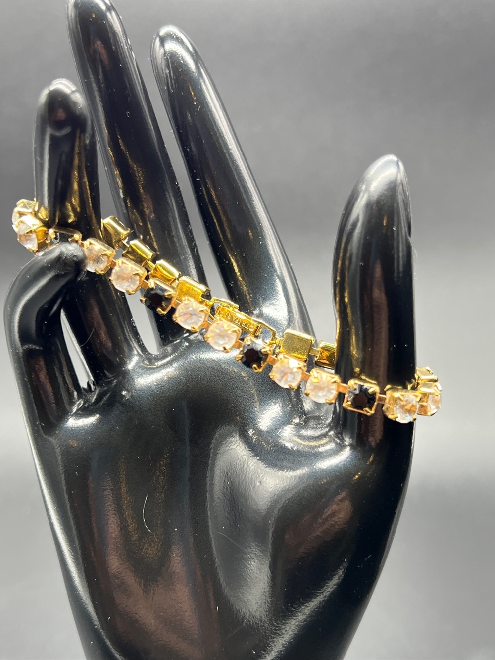 Vintage Trifari Black & Clear Rhinestone Tennis Bracelet Gold Tone 7.75” - Picture 6 of 10